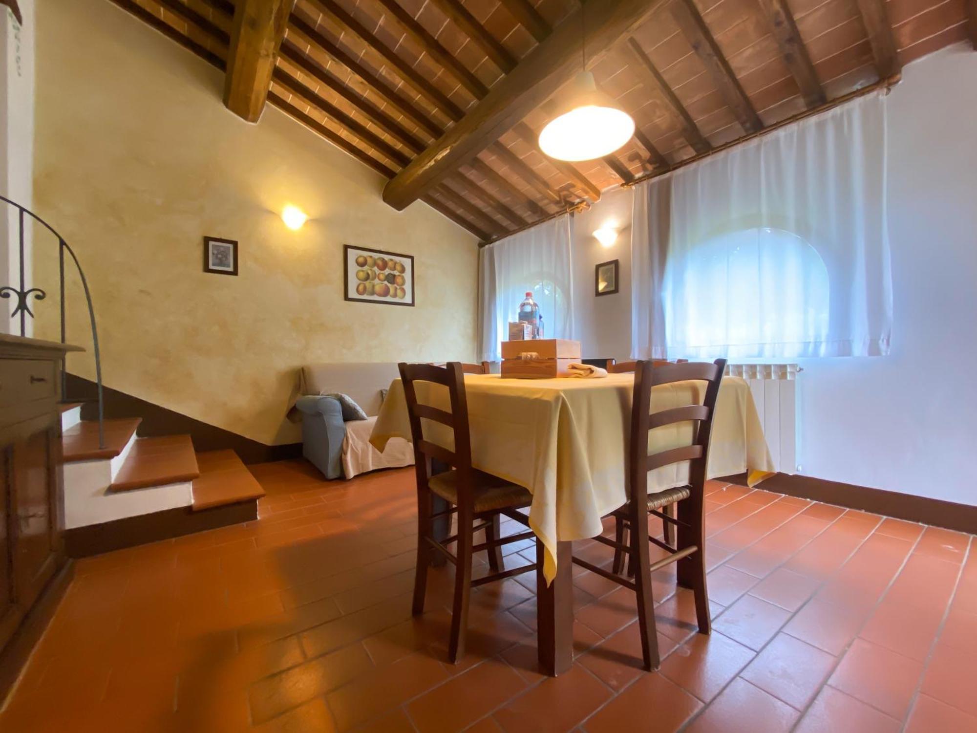 Fattoria Agriturismo Nerbona กาโซเล เดลซา ภายนอก รูปภาพ