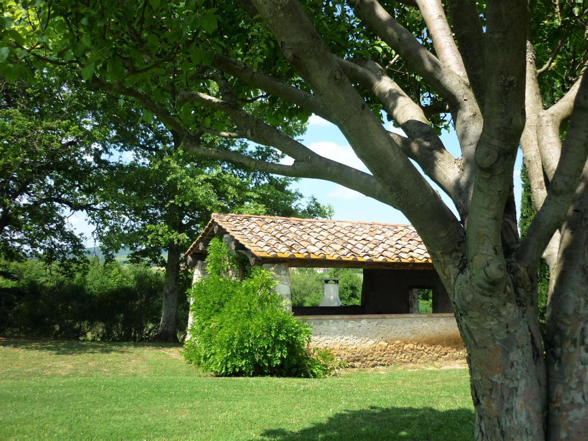 Fattoria Agriturismo Nerbona กาโซเล เดลซา ภายนอก รูปภาพ