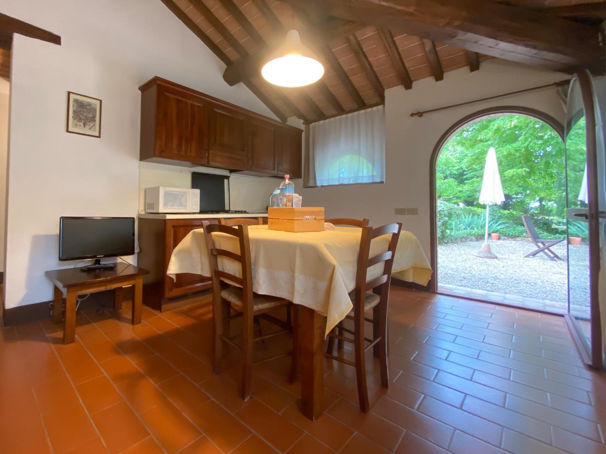 Fattoria Agriturismo Nerbona กาโซเล เดลซา ภายนอก รูปภาพ