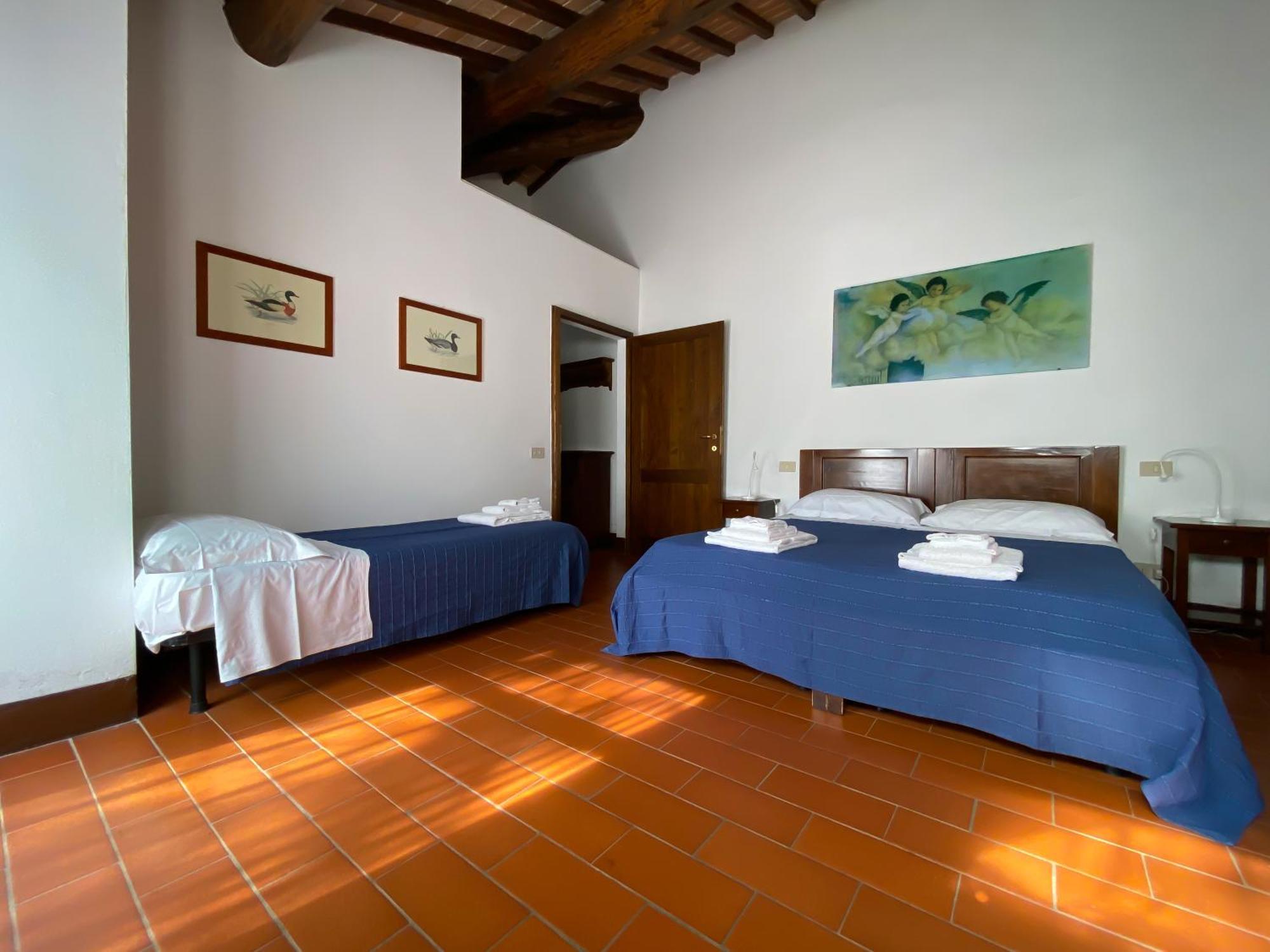 Fattoria Agriturismo Nerbona กาโซเล เดลซา ภายนอก รูปภาพ